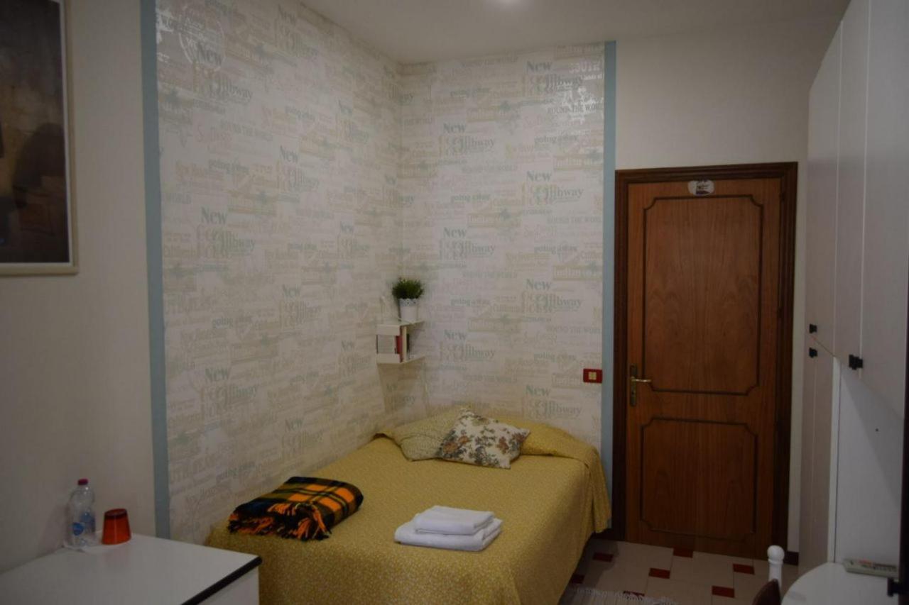 B&B Cactus Giardini Naxos Exterior photo